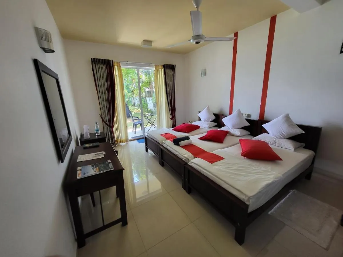 Nocleg ze śniadaniem Rainbow Lagoon Resort Negombo