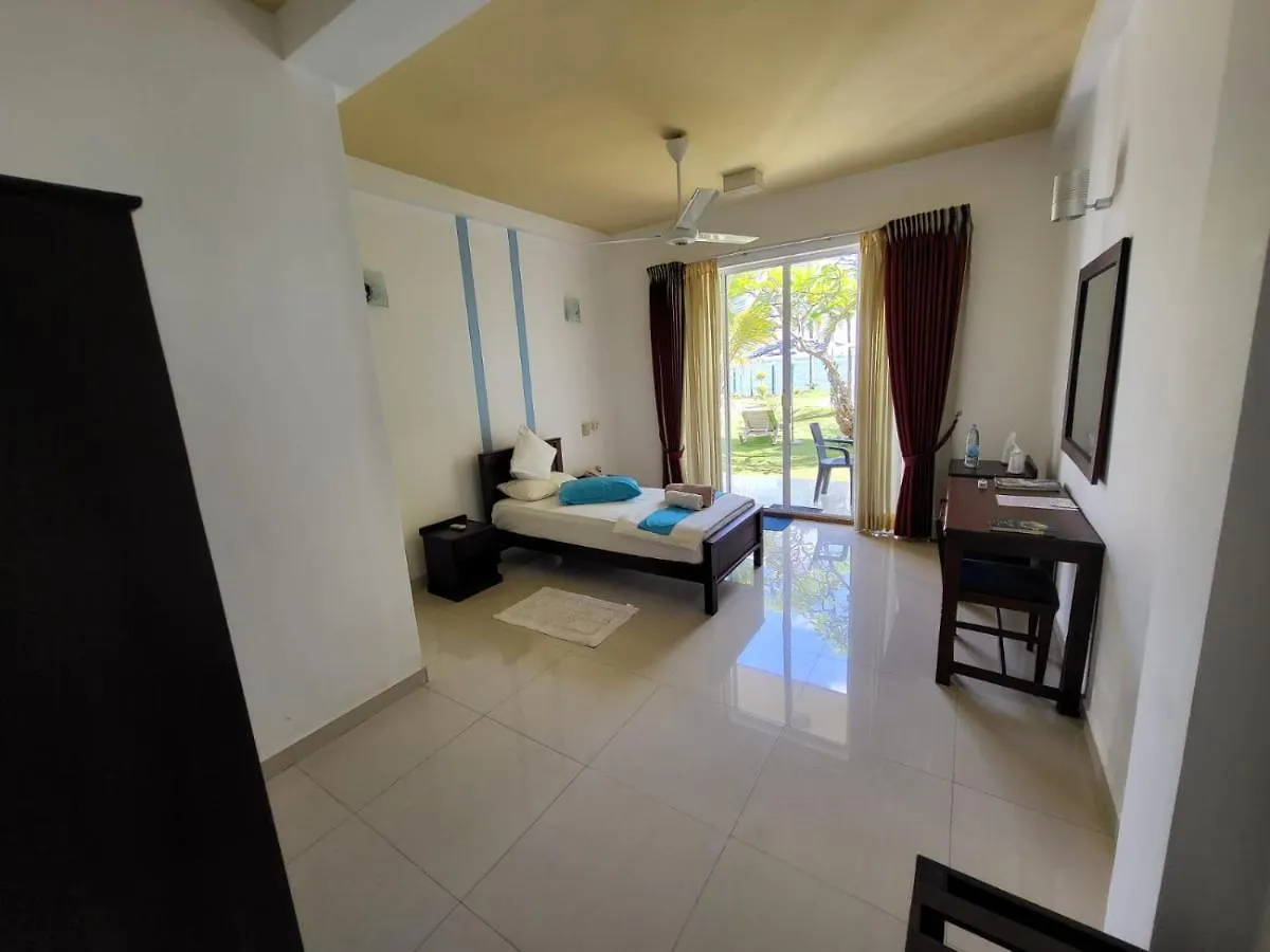 Nocleg ze śniadaniem Rainbow Lagoon Resort Negombo